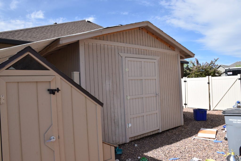 Beige Shed